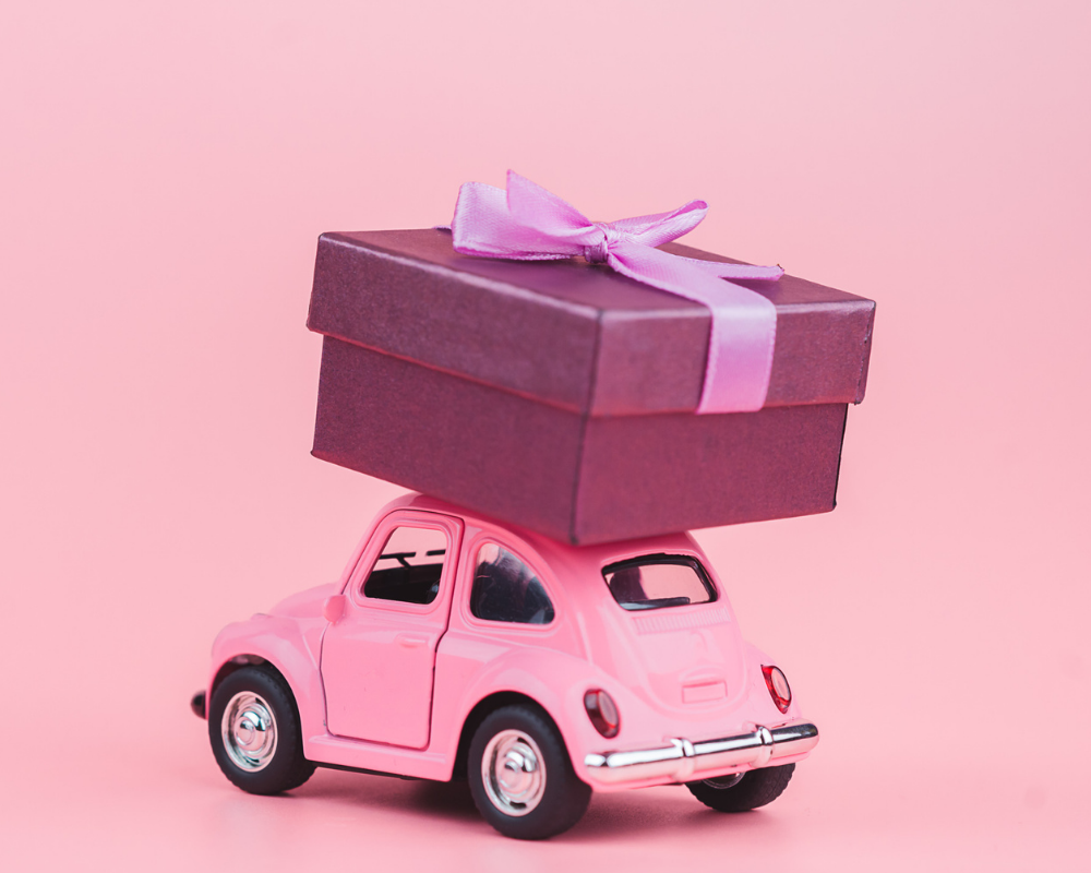 Small jewellery gift box with a satin ribbon